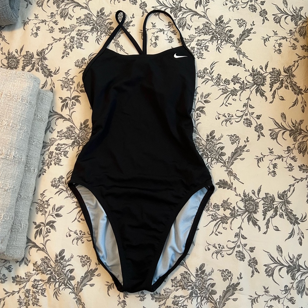 Nike Hydrastrong Swimsuit women’s